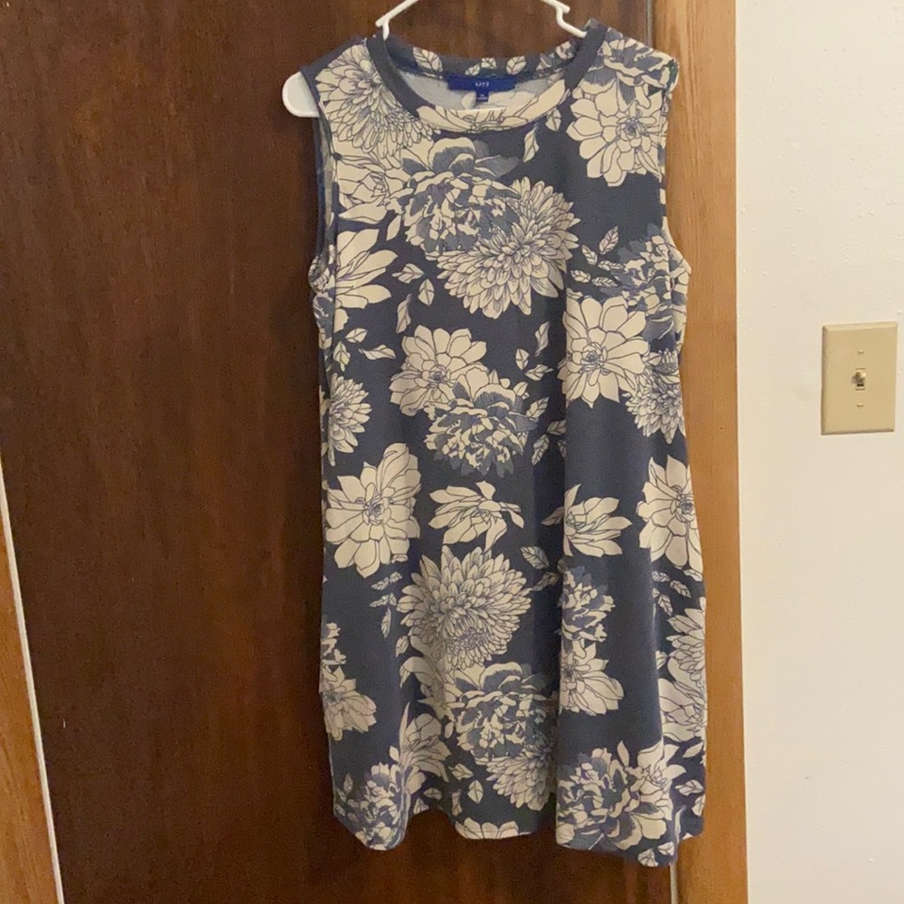 Tee shirt like dress